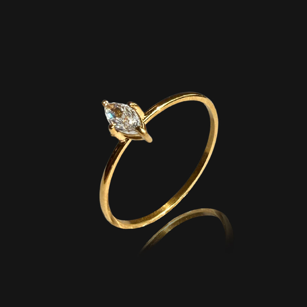 EVA Single Rhinestone Ring | NIKITA Jewellery